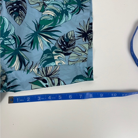 Fish Hippie Swim Trunks Size 2XL - Picture 8 of 8